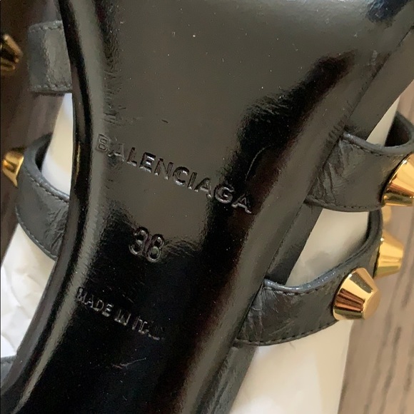 ❌SOLD❌ Balenciaga Giant Gold Studded Arena Heels - Picture 7 of 8
